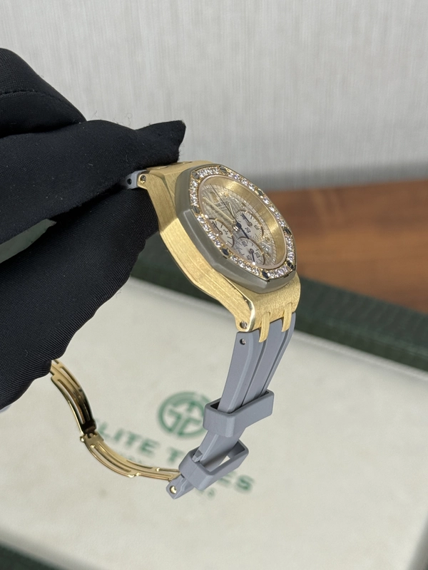 Audemars Piguet - Image 9
